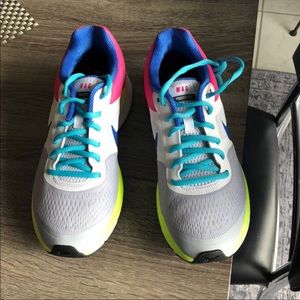 NEW WITH BOX Nike Pegasus 30 size 8.5 women